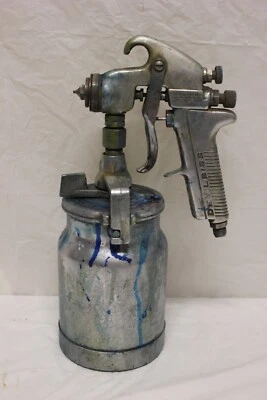 Vintage DEVILBISS Type JGA-502 Paint Gun & Canister MISSING AIR CAP C3 - Image 1 of 4