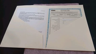 Digital DEC Equipment 1992 VAX VMS operating system- css License PAK  w/Folder - Image 1 of 4