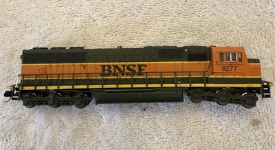 Atlas 49258 N Scale BNSF SD-60M Diesel Locomotive #9277 - Image 1 of 4