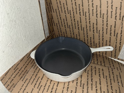 Foto 1 di 10