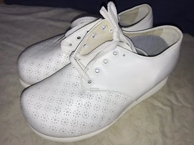 P. W. Minor Orthopedic White Lace Up Wedge Heel Comfort Shoe 5.5 EEE Extra Wide - Image 1 of 4