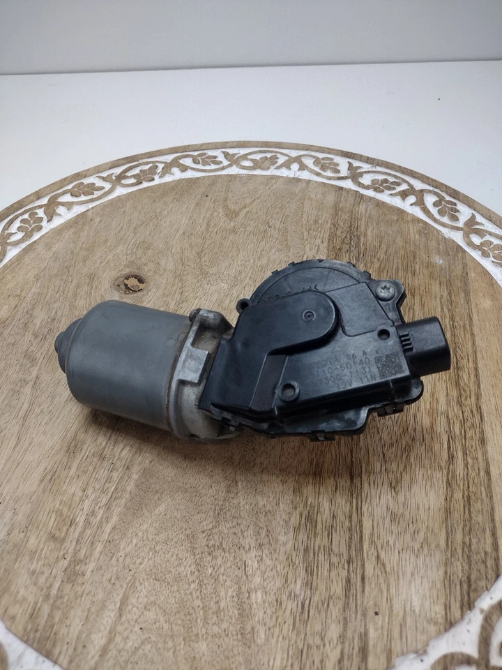 Motor limpiaparabrisas delantero Lexus HS250H 2012 85110-50140 OEM Foto 1 de 4