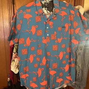 Volcom Hawaiian Shirt Blue W/ Red Flamingos Classic Fit Button-Up Lightweight - Picture 1 of 14