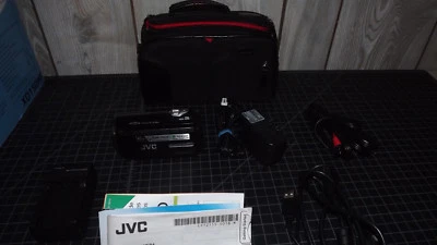 Videocámara JVC PEQUEÑA BONITA Incluye EXTRAS JVC GZ 230U Foto 1 de 4