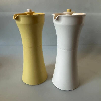 2x Vintage Tupperware Oil & Vinegar Set Salad Dressing Cruets #1246 Gold Almond - Immagine 1 di 4