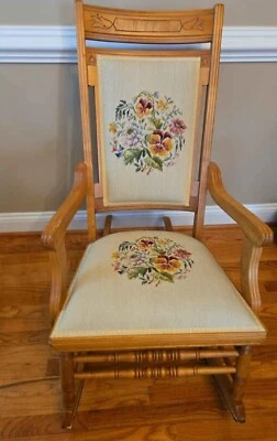 Mecedora vintage tapiz de arce a punta de aguja victoriano Foto 1 de 4