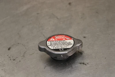 07-08 HONDA CBR600RR 600RR RADIATOR CAP 19037-GEE-710 - Image 1 of 4
