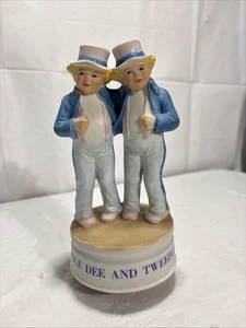 Vintage Milano Tweedle Dee & Dum Porcelain Musical Rotating Sculpture Mann 1982 - Picture 1 of 10