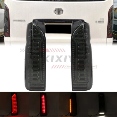 Conjunto de luz trasera LED para Toyota HiAce 2004-18 luz de freno con giro dinámico humo Foto 1 de 4