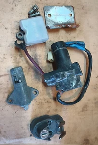 Suzuki GS550 ignition switch seat lock (no key) fuse box helmet lock GS450 GS650 - Picture 1 of 16