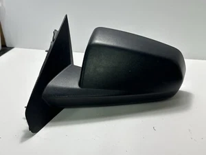 Espejo retrovisor izquierdo Dodge Avenger 2008-2014 negro del lado del conductor OEM M855 - Imagen 1 de 13