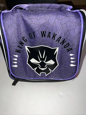 Nuevo con etiquetas Lonchera Disney Marvel King if Wakanda negra/púrpura  Foto 1 de 4
