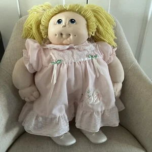 Vintage 1984 The Original Doll Baby By M. N. Thomas- Blonde Hair 18" - Picture 1 of 11