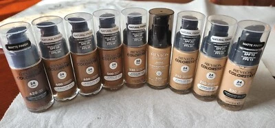 Revlon Color Stay flüssiges Make-up für Mischhaut/fettige Haut verschiedene Farbtöne - Bild 1 von 4