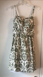 Liebling olivgrün-weißes Junior Kleid von Love Reign, mit Bonus Pullover - Bild 1 von 11