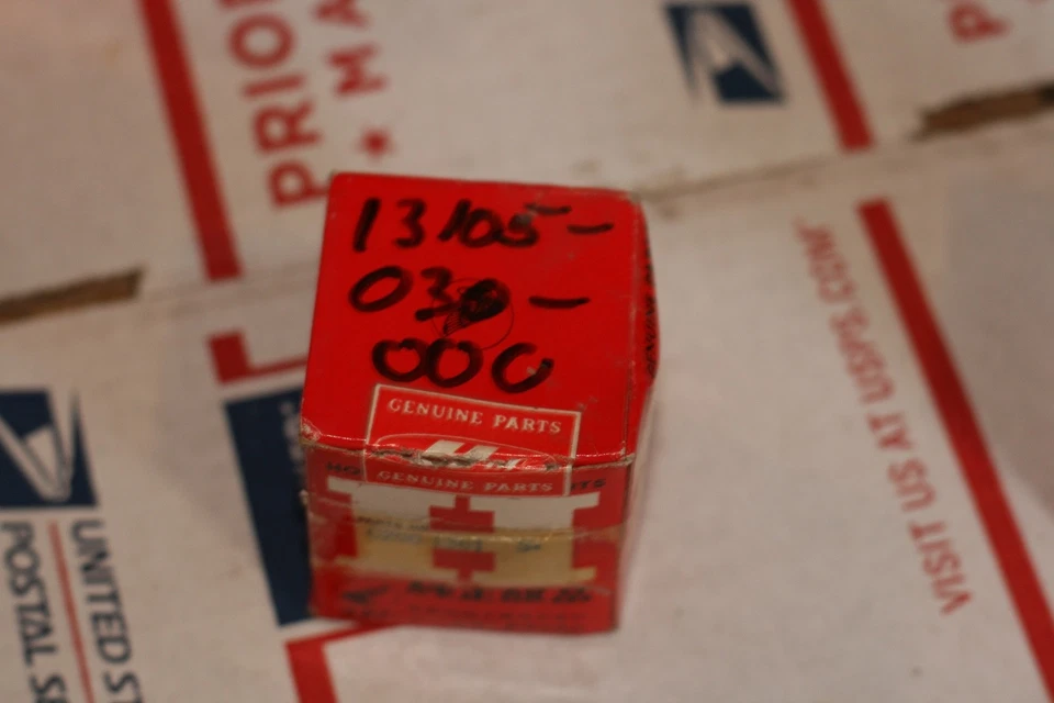 PISTÓN HONDA CA200 C200 200 GENUINO 1.00 OVERSIZE NUEVO 13105-030-ENVÍO GRATUITO// Foto 1 de 1