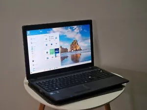 Acer Aspire 5733 Laptop Intel i3-380M 2.53GHz 4GB Ram 500GB HDD Windows 10 - Picture 1 of 10