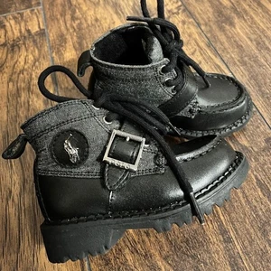 Polo Ralph Lauren Baby Jungen schwarz und grau Leder Schnürstiefel Kampfstiefel Gr-6 - Bild 1 von 6