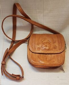 Tooled Embossed Natural Leather Crossbody Wallet/Purse