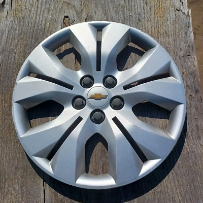Chevrolet Cruze hubcap 2012- 2016 fits 16" wheels, 20934134, 3294 01 - Image 1 of 4