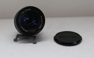 Carl Zeiss Planar T* 50 mm 1:1,7  f:1.7 Objektiv für Contax/ Yashica - Bild 1 von 3