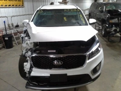 Used Rear HVAC Blower Motor fits: 2016 Kia Sorento rear Rear Grade B - Image 1 of 4