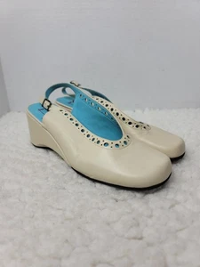 Thierry Rabotin Damen-Sandalen Keilabsatz eng anliegend Größe 6,5 beige Leder Fersenriemen - Bild 1 von 7