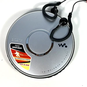 Tested ✅ - Very good condition Sony D-EJ011 Portable CD Player W/ Headphones - Picture 1 of 8