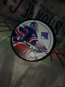 New York Rangers Showtime Puck Henrik Lundqvist NHL nicht mehr bei MSG verkauft - Bild 1 von 2