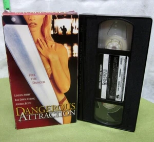 DANGEROUS ATTRACTION Rae Dawn Chong VHS sexy thriller Andrea Roth 2000 - Picture 1 of 2