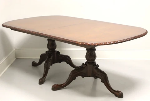 MAITLAND SMITH Walnut Burl Banded Gadroon Edge Double Pedestal Dining Table Cover