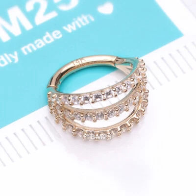 Anillo de aro con triple aro de oro de 14 quilates filas brillantes sin costuras Clicker Foto 1 de 4