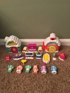 Lote de Juego Osos de Cuidado De Colección Osos de Deseos Casa Escuela Casa Muchos Accesorios - Imagen 1 de 17