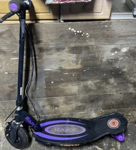 Razor Power-Core E100 Electric Scooter - Picture 1 of 8