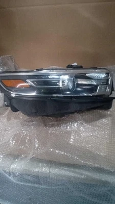 Used Right Headlight Assembly fits: 2015 Ford Taurus Limited halogen R. Right Gr - Image 1 of 4