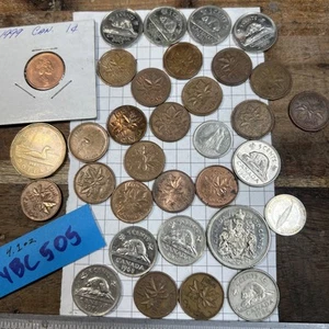 Lote de monedas canadienses pequeñas, de aproximadamente 4 oz. - Mezcla aleatoria - Envío y devolución gratuitos - Imagen 1 de 9