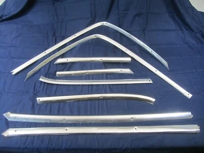 Pontiac Grand Prix 1964 techo superior moldura Foto 1 de 4