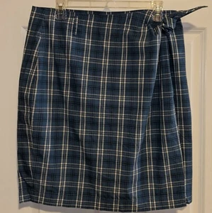 NEW Ladies Dockers Blue Plaid Skirt. Size 16 - Picture 1 of 7