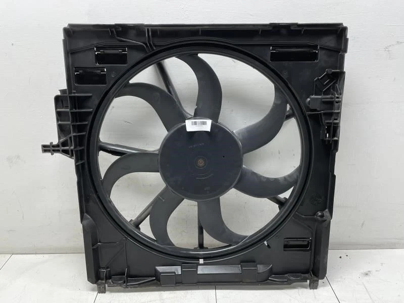 BMW X5 E70/FE43 2008 delantero motor 3,0 L radiador refrigeración motor ventilador OEM+  Foto 1 de 4