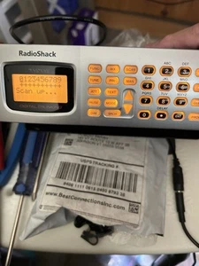 RadioShack Pro-2096 Radio Shack Digital Trunking Scanner - Photo 1/4