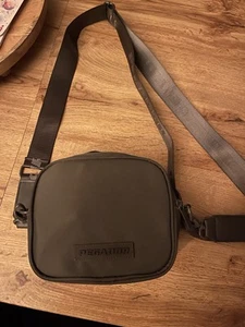 Pegador Umhängetasche Unisex Wie Neu - Bild 1 von 4