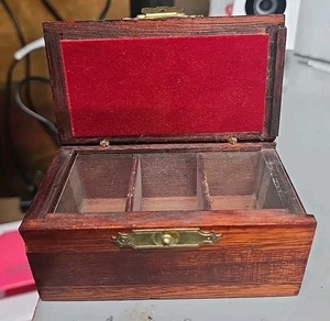 Beautiful 3.5" Wood Trinket Treasure Chest - Picture 1 of 5