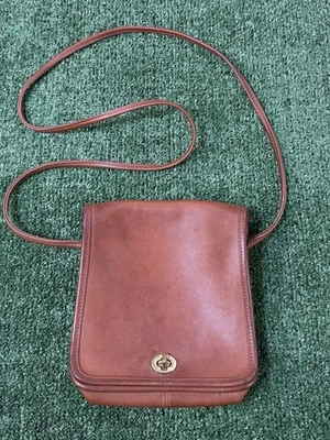 VINTAGE 90s COACH 9620 COMPACT POUCH LEATHER CROSSBODY MESSENGER BAG OLD BROWN - Image 1 of 4