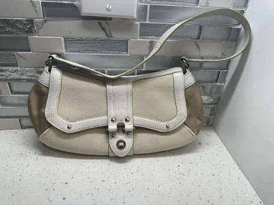 Bolsa de ombro Cole Haan Megan couro náilon lona  - Imagem 1 de 4