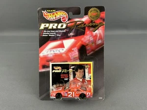 Hot Wheels Pro Racing 1997 1st Edition Michael Waltrip #21 Citgo T-Bird 1/64 NIB - Picture 1 of 8