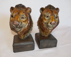 Wood Lion Head with Glass Eyes Statue Bust Bookends Handcarved Pair - Picture 1 of 11