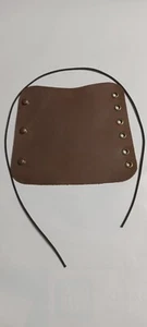 Archery Brown or Black arm guard leather for cedar wood arrows - Picture 1 of 7