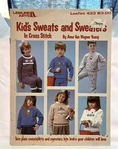 Leisure Arts Faltblatt 433 Kinder Pullover & Pullover mit Kreuzstich - Bild 1 von 2