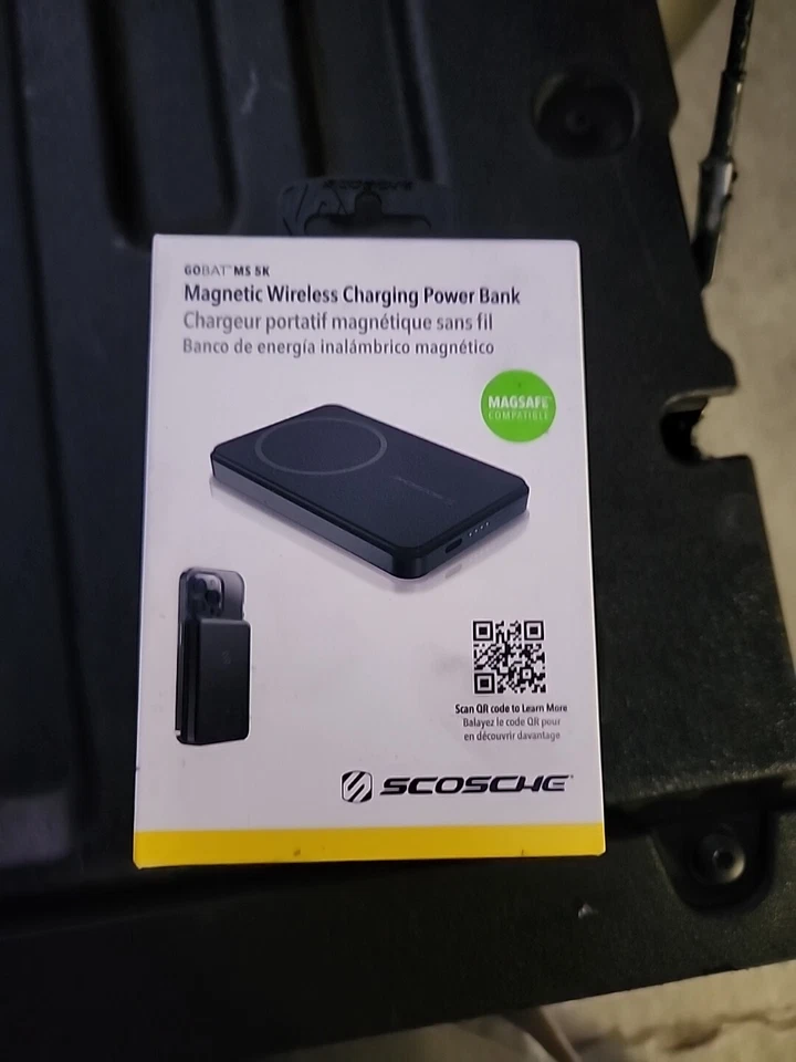 Scosche GoBat MagSafe Wireless Power Bank, 5000mAh, Black (PBQ5MS-SP) - Image 1 of 1