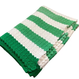 Crochet Retro 70s Green & White Striped Blanket 45 x 66" Vintage Grannycore - Picture 1 of 7